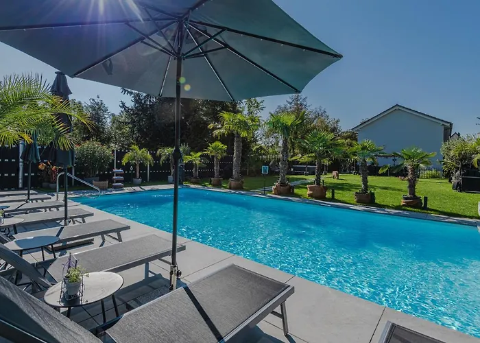 Апартаменты Tropicana Berlin Potsdam *